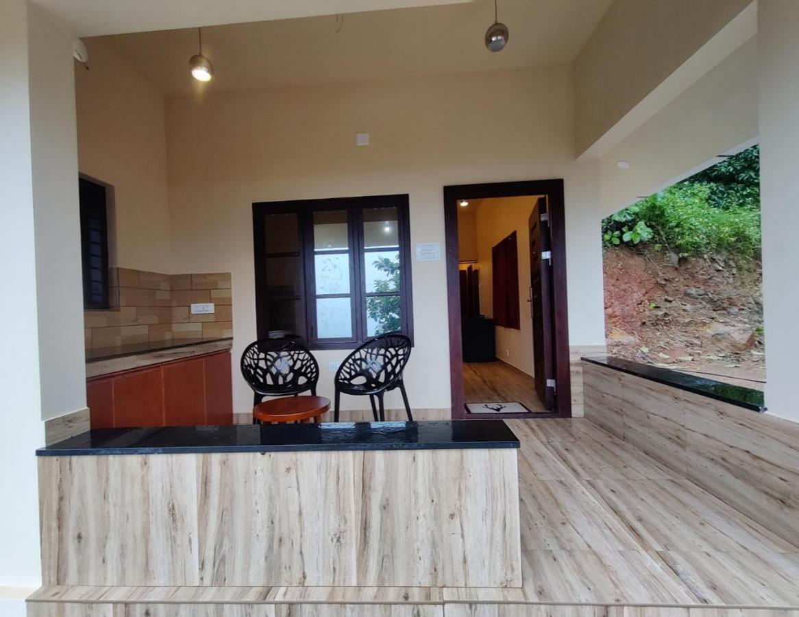 Forest And River Edge Resort Kannur Buitenkant foto
